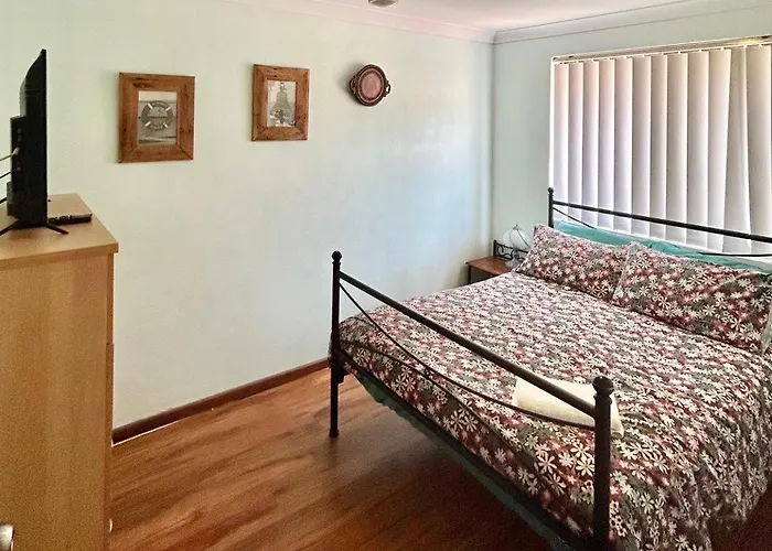 Geraldton Holiday Unit With Free Streaming